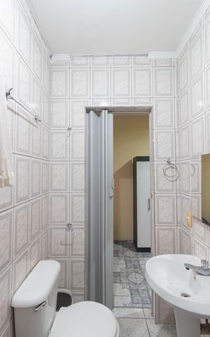 Casa para alugar com 165m², 3 quartos e 2 vagas Casa para alugar com 165m², 3 quartos e 2 vagasBanheiro da Suíte 2