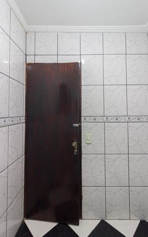 Casa para alugar com 165m², 3 quartos e 2 vagas Casa para alugar com 165m², 3 quartos e 2 vagasBanheiro