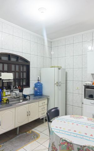 Casa para alugar com 165m², 3 quartos e 2 vagas Casa para alugar com 165m², 3 quartos e 2 vagasCozinha