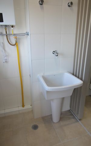 Apartamento para alugar com 63m², 2 quartos e 1 vagaÁrea de Serviço