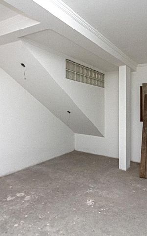 Casa à venda com 310m², 4 quartos e 2 vagas Casa à venda com 310m², 4 quartos e 2 vagasSuíte 3
