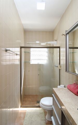Casa para alugar com 156m², 3 quartos e 2 vagasBanheiro