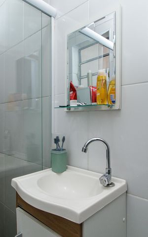 Casa à venda com 150m², 2 quartos e 1 vaga Casa à venda com 150m², 2 quartos e 1 vagaBanheiro da Suíte