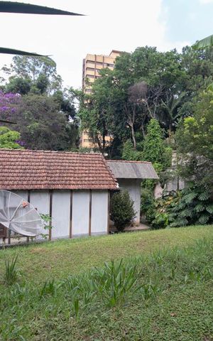 Casa à venda com 2070m², 3 quartos e 3 vagas Casa à venda com 2070m², 3 quartos e 3 vagasTerreno