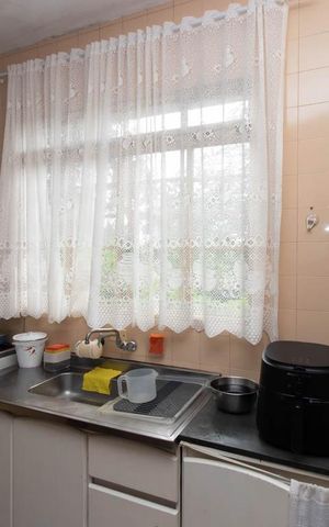 Casa à venda com 2070m², 3 quartos e 3 vagas Casa à venda com 2070m², 3 quartos e 3 vagasCozinha