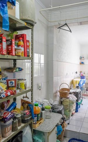 Casa à venda com 216m², 2 quartos e 4 vagasÁrea de serviço