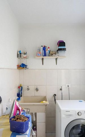 Casa à venda com 216m², 2 quartos e 4 vagasÁrea de serviço