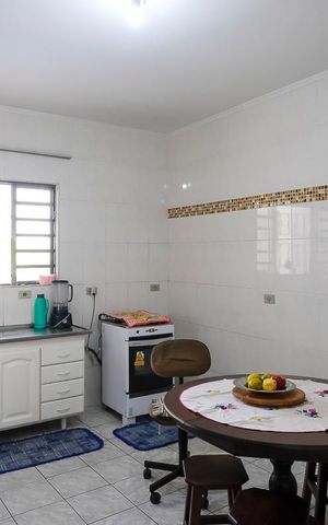 Casa à venda com 216m², 2 quartos e 4 vagasCozinha
