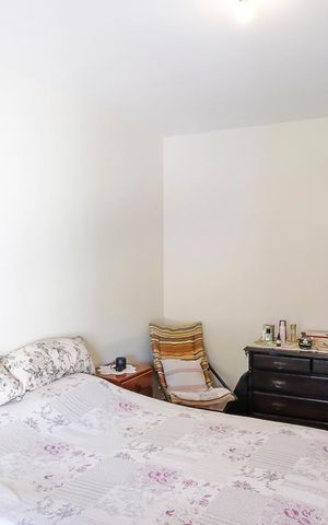 Casa à venda com 216m², 2 quartos e 4 vagasSuíte 1