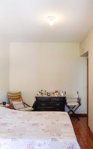 Casa à venda com 216m², 2 quartos e 4 vagasSuíte 1