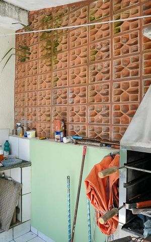 Casa à venda com 216m², 2 quartos e 4 vagasVaranda
