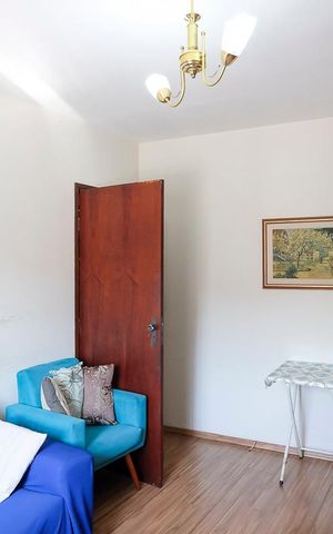 Casa à venda com 216m², 2 quartos e 4 vagasSuíte 2