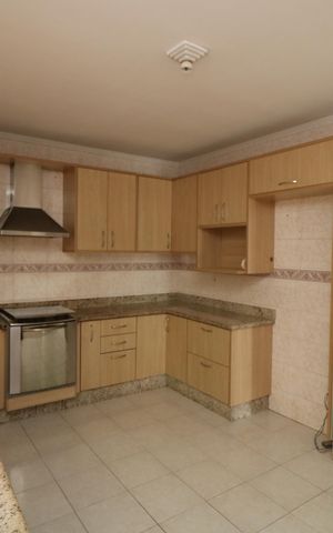 Casa à venda com 192m², 3 quartos e 3 vagasCozinha