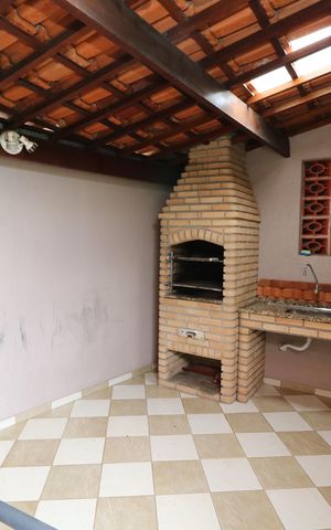 Casa à venda com 192m², 3 quartos e 3 vagasChurrasqueira