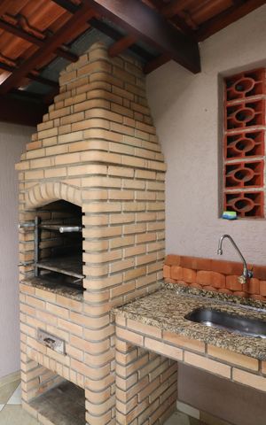 Casa à venda com 192m², 3 quartos e 3 vagasChurrasqueira