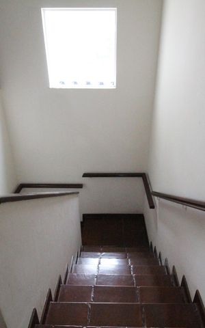 Casa à venda com 367m², 4 quartos e 1 vagaEscada