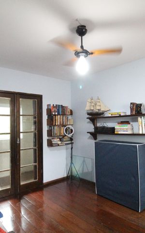 Casa à venda com 367m², 4 quartos e 1 vagaQuarto 3