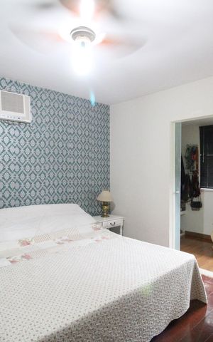 Casa à venda com 367m², 4 quartos e 1 vagaSuíte
