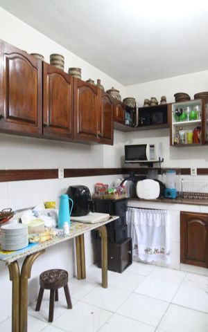 Casa à venda com 367m², 4 quartos e 1 vagaCozinha