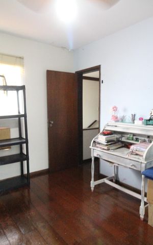 Casa à venda com 367m², 4 quartos e 1 vagaQuarto 3