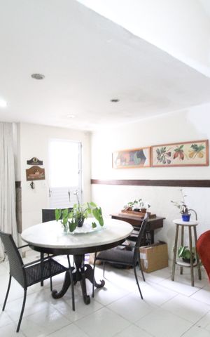 Casa à venda com 367m², 4 quartos e 1 vagaCozinha - Copa