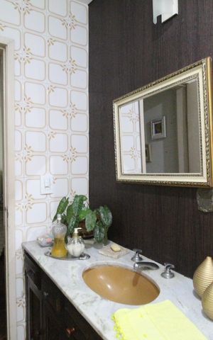 Casa à venda com 367m², 4 quartos e 1 vagaBanheiro social 2
