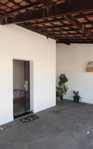 Casa à venda com 270m², 3 quartos e 6 vagasVaranda