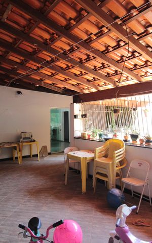 Casa à venda com 270m², 3 quartos e 6 vagasÁrea de Serviço