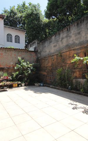 Casa à venda com 270m², 3 quartos e 6 vagasQuintal