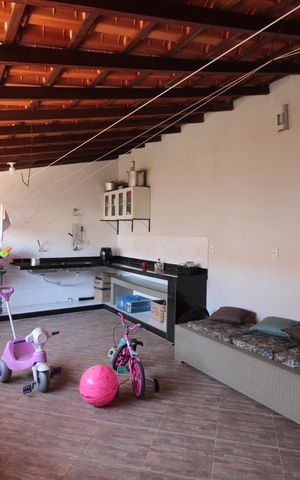 Casa à venda com 270m², 3 quartos e 6 vagasÁrea de Serviço