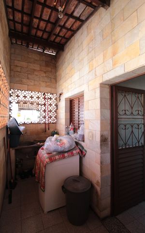 Casa à venda com 270m², 3 quartos e 6 vagasÁrea de Serviço