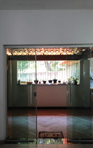 Casa à venda com 270m², 3 quartos e 6 vagasCopa