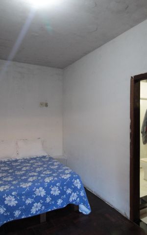 Casa à venda com 270m², 3 quartos e 6 vagasSuite