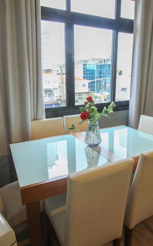 Apartamento à venda com 72m², 2 quartos e 1 vaga Apartamento à venda com 72m², 2 quartos e 1 vagaSala de Jantar