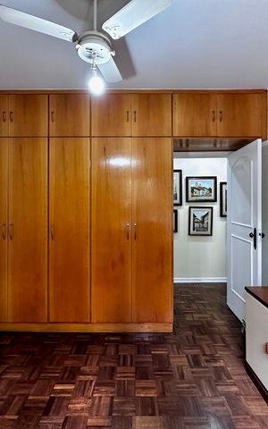 Apartamento à venda com 147m², 3 quartos e 2 vagas Apartamento à venda com 147m², 3 quartos e 2 vagasQuarto 1