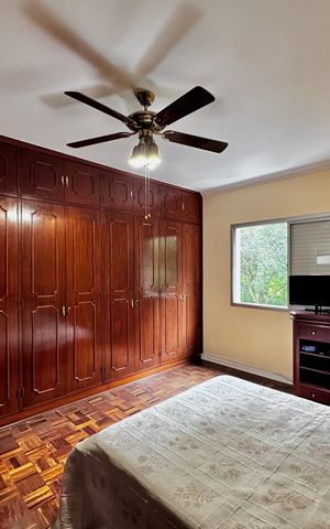 Apartamento à venda com 147m², 3 quartos e 2 vagas Apartamento à venda com 147m², 3 quartos e 2 vagasSuíte