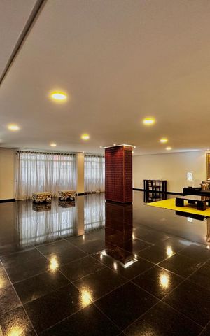 Apartamento à venda com 147m², 3 quartos e 2 vagas Apartamento à venda com 147m², 3 quartos e 2 vagasHall Social Bloco