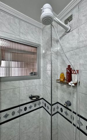 Apartamento à venda com 147m², 3 quartos e 2 vagas Apartamento à venda com 147m², 3 quartos e 2 vagasBanheiro Social