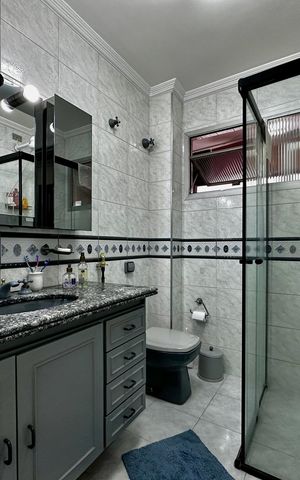 Apartamento à venda com 147m², 3 quartos e 2 vagas Apartamento à venda com 147m², 3 quartos e 2 vagasBanheiro Social