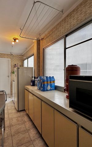 Apartamento à venda com 147m², 3 quartos e 2 vagas Apartamento à venda com 147m², 3 quartos e 2 vagasÁrea de Serviço