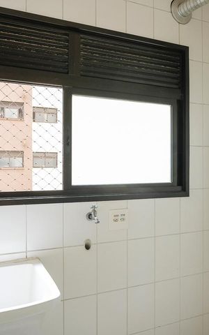Apartamento à venda com 130m², 3 quartos e 3 vagasÁrea de serviço