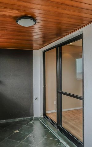 Apartamento à venda com 130m², 3 quartos e 3 vagasVaranda