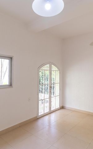 Casa de condomínio para alugar com 250m², 3 quartos e 4 vagas Casa de condomínio para alugar com 250m², 3 quartos e 4 vagasEscritório