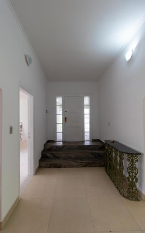 Casa de condomínio para alugar com 250m², 3 quartos e 4 vagas Casa de condomínio para alugar com 250m², 3 quartos e 4 vagasHall de entrada