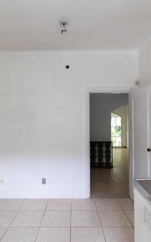 Casa de condomínio para alugar com 250m², 3 quartos e 4 vagas Casa de condomínio para alugar com 250m², 3 quartos e 4 vagasCozinha
