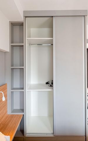 Studio à venda com 26m², 1 quarto e sem vaga Studio à venda com 26m², 1 quarto e sem vagaArmários