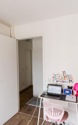 Apartamento à venda com 132m², 3 quartos e 3 vagas Apartamento à venda com 132m², 3 quartos e 3 vagasQuarto 2