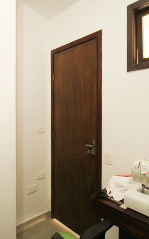Casa de condomínio à venda com 1036m², 4 quartos e 3 vagas Casa de condomínio à venda com 1036m², 4 quartos e 3 vagasQuarto de Serviço