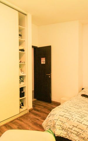 Casa de condomínio à venda com 1036m², 4 quartos e 3 vagas Casa de condomínio à venda com 1036m², 4 quartos e 3 vagasQuarto 2
