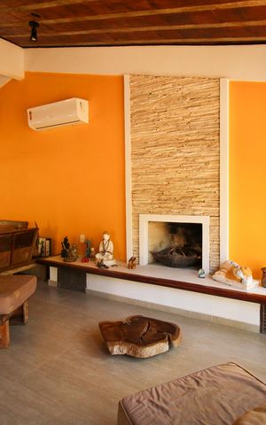 Casa de condomínio à venda com 1036m², 4 quartos e 3 vagas Casa de condomínio à venda com 1036m², 4 quartos e 3 vagasSala
